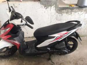 Jual Motor honda beat lokasi di Baleendah, tersedia melalui melalui situs Olx