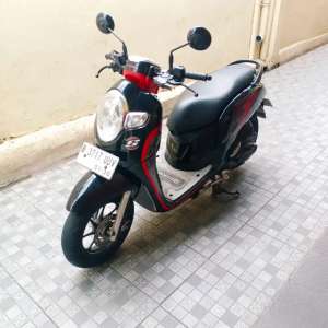 Jual bekas Jual motor Honda scoopy dnat thn 2020,lokasi di Tebet
