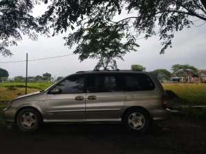 Jual bekas Jual murah Kia Carnival 2000 Bensin,lokasi di 