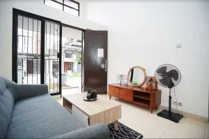 Jual Murah Rumah Graha Raya Siap Huni Sudah Renovasi Furnished NEGO lokasi di Pondok Aren, tersedia melalui melalui situs Olx