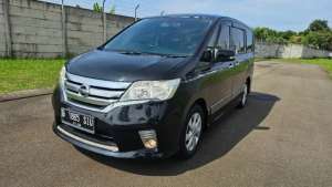 Jual bekas Jual Nissan Serena 2.0 HWS 2014 Hitam Bebas Laka Banjir TDP 10jutaan,lokasi di 