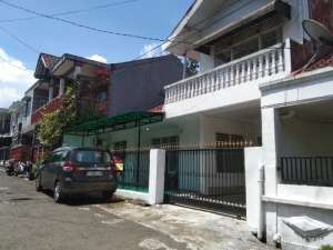 Jual Rumah 2 lantai Sindang Barang loji deket RSUD Bogor lokasi di Bogor Barat - Kota, tersedia melalui melalui situs Olx