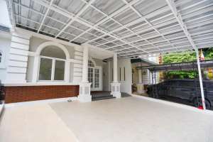 Jual Rumah Cantik dan Mewah diLegenda Wisata Dekat Fasum SHM Nego lokasi di Gunung Putri, tersedia melalui melalui situs Olx