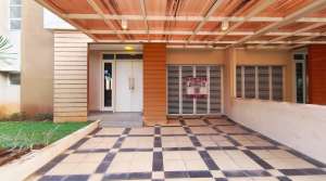 Jual Rumah Cluster Lotus Summarecon Bekasi tipe 10 Luxury Rapi lokasi di Bekasi Utara, tersedia melalui melalui situs Olx