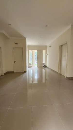 Jual Rumah Hook Kosongan di Cluster Flamingo By Rumah Chinida lokasi di Pagedangan, tersedia melalui melalui situs Olx