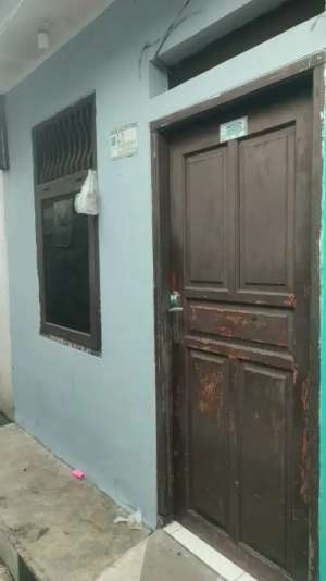 Jual rumah petakan lokasi di Pamulang, tersedia melalui melalui situs Olx