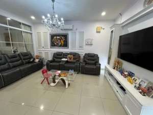 Jual Rumah Puri Mansion di Boulevard Selatan 3,5 Lt. Furnished Bagus lokasi di Kembangan, tersedia melalui melalui situs Olx