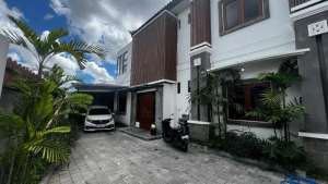 Jual Rumah.Kantor Dan Gudang Di Muding Indah Kerobokan lokasi di Kuta Utara, tersedia melalui melalui situs Olx