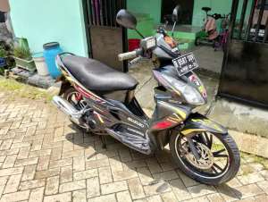 Jual bekas Jual Santai Suzuki Skywave 125 NR TH 2009,lokasi di Ciseeng