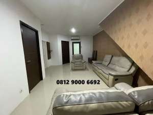 Jual Taman Elok Townhouse Rumah furnish 1 Lt Lippo Karawaci Tangerang lokasi di Karawaci, tersedia melalui melalui situs Olx
