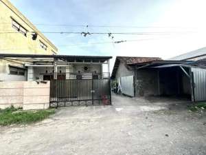 Jual Tanah 4,5 Are Isi Rumah Kos di Teuku Umar Dps lokasi di Denpasar Barat, tersedia melalui melalui situs Olx