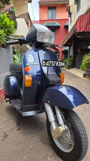 Jual bekas Jual Vespa Excel 2003 Full Original,lokasi di Ciputat Timur