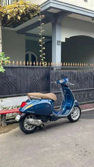 Jual bekas Jual vespa matic primavera 2023,lokasi di Cimahi Utara