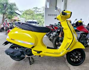 Jual bekas JualCpt 90LikeNew KM15Rb PjkJan26 VESPA S 125 2022 S125 KUNING,lokasi di Cempaka Putih