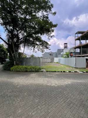 Kavling Di Admiralty Residence Cilandak, Harga 7,3 M Nego lokasi di Cilandak, tersedia melalui melalui situs Olx