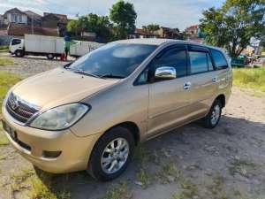 Jual bekas Kijang Innova 2.0 V MT Bensin,lokasi di 