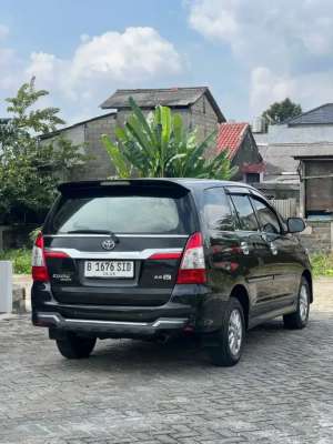 Jual bekas Kijang innova 2.5 V AT diesel 2015,lokasi di 