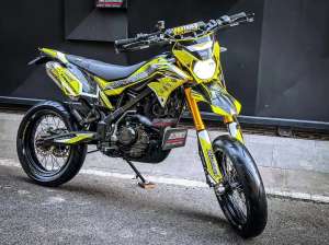 Jual bekas KLX 150 D TRACKER SUPERMOTO MODIF GANTENG SIAP TOURING TRAIL TRABAS,lokasi di Jatiasih