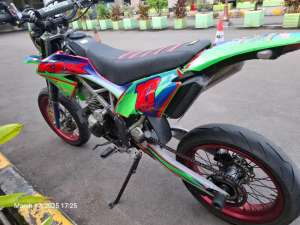 Jual bekas KLX G Thn 2016 Supermoto,lokasi di Bekasi Timur