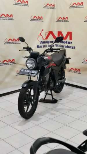 Jual bekas Km 1,500 Honda CB Verza 150 tahun 2021 Hitam doff,lokasi di Wiyung
