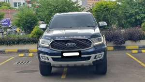 Jual bekas km24rb ford everest trend 2021 pakai 2023 biru,lokasi di 