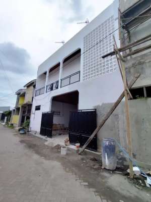 Kost Baru, Furnished 12KT dekat Raya Mastrip, Wiyung lokasi di Karangpilang, tersedia melalui melalui situs Olx