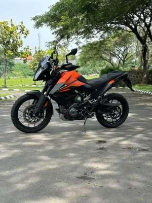Jual bekas KTM 390 Mulus Jual Cepat,lokasi di Jagakarsa