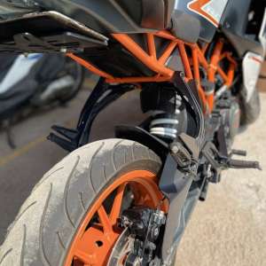 Jual bekas KTM RC 250 cc , tahun 2017 ABS 1 silinder,lokasi di Jakarta Selatan