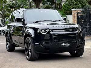 Jual bekas Land Rover Defender 110 P400 2024 Brand new delivery miles 100 km,lokasi di 