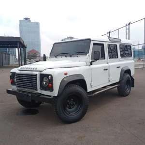 Jual bekas Land Rover Defender 110SW 2015 Puma,lokasi di 