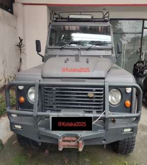 Jual bekas Land Rover Defender 1991 Bensin,lokasi di 