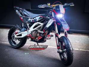 Jual bekas LANGKA KLX 250 FULL MODIF FRAME SXV PART BRANDED SUPERMOTO,lokasi di Cinere