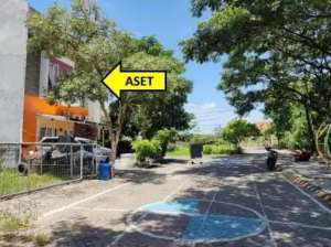 lelang rumah gresik di kebomas di perumahan grand simphony lokasi di Kebomas, tersedia melalui melalui situs Olx