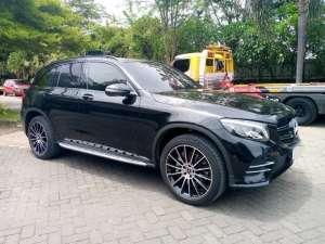 Jual bekas Low Miles 15rb AntikMercbenz GLC200 Night Edition 2019Rx200,lokasi di 