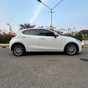 Jual bekas Mazda 2 1.5 GT 2021 nik 2020 Skyactiv-G AT Putih Facelift,lokasi di 