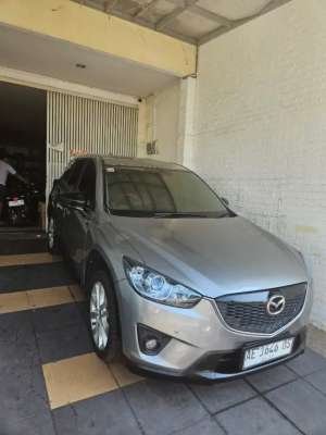 Jual bekas Mazda CX5 2012 warna Silver premium colour,lokasi di 