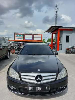 Jual bekas Mercedes benz C200 2009 Avantgarde matic,lokasi di 
