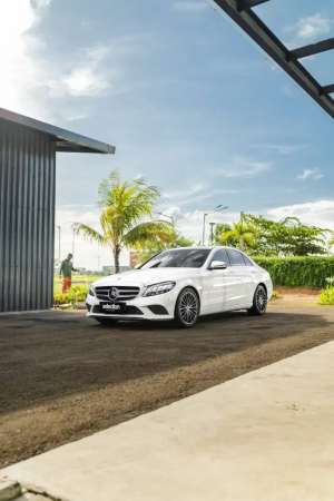 Jual bekas Mercedes Benz C200 Eq Boost 2019,lokasi di 