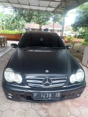 Jual bekas Mercedes benz C230 matic,lokasi di 