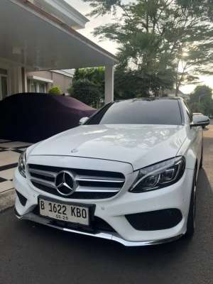 Jual bekas Mercedes benz C250 w205 amg 2016 white putih mercy c250 2017 c250 2015,lokasi di 