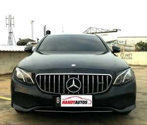 Jual bekas Mercedes Benz E250 W213 AVG Tahun 2016 Matic Hitam,lokasi di 