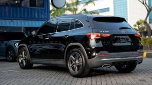Jual bekas Mercedes Benz GLA 200 AMG Line,lokasi di 
