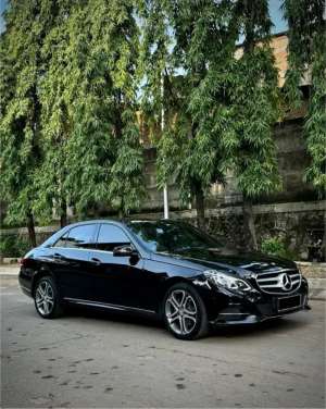 Jual bekas Mercedes Benz W212 E250 AVG FL 2015,lokasi di 