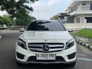 Jual bekas Mercy GLA 200 AMG LINE 2016 TDP 5JT,lokasi di 