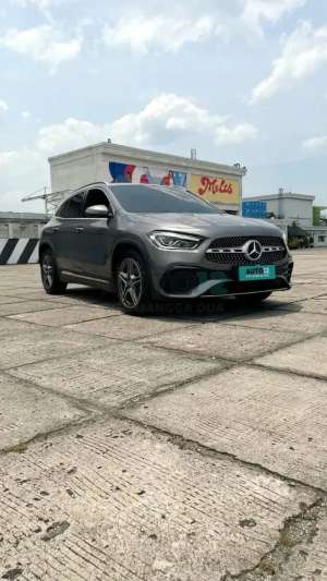 Jual bekas Mercy GLA 200 facelift AMG Line 2022,lokasi di 