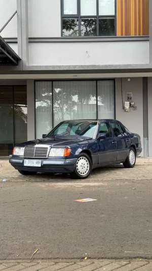 Jual bekas Mercy w124 W230 boxer matic blue on blue,lokasi di 