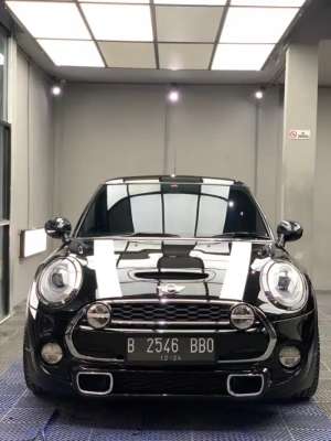 Jual bekas MINI Cooper S 3 Door Hatch 2014 F56 Black on Black,lokasi di 