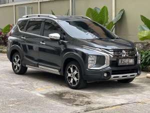 Jual bekas Mitshubishi Xpander Cross premium Abu-abu 2020 garage 88 joglo,lokasi di 