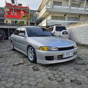 Jual bekas MITSUBISHI LANCER CK4 1.6 THN 2001 Manual MODS PROPER,lokasi di 