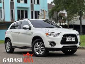 Jual bekas Mitsubishi Outlander Gls 2.0 At 2016 Putih,lokasi di 